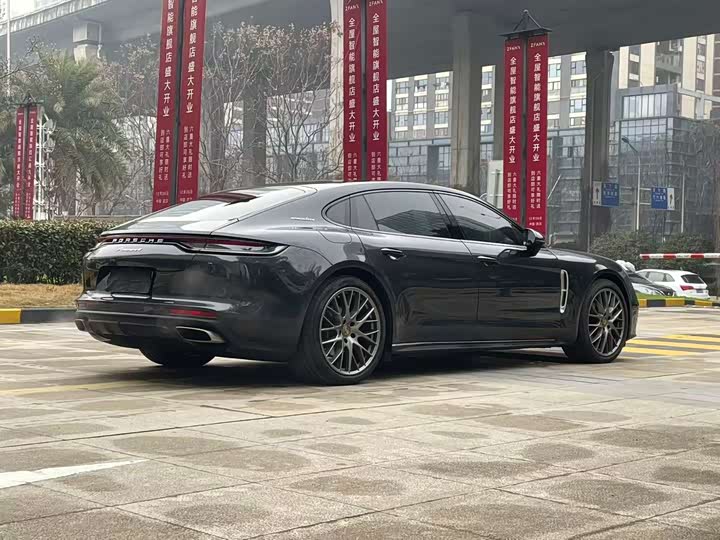 Фото 6 - Porsche Panamera