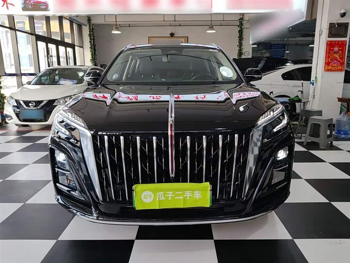 Фото 3 - Hongqi HS3 Hybrid