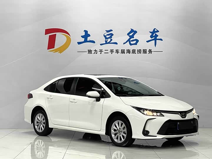 Фото 3 - Toyota Corolla