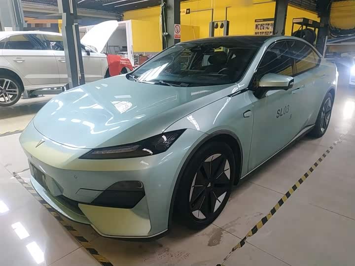 Фото 2 - Changan Deepal SL03