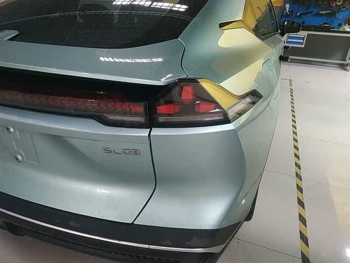 Фото 8 - Changan Deepal SL03