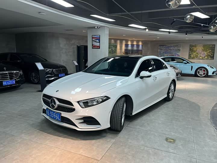 Фото 1 - Mercedes-Benz A-Class