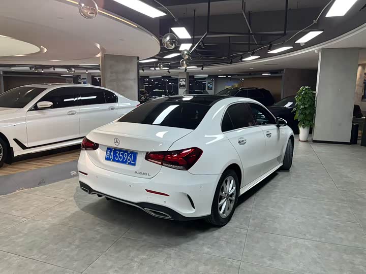 Фото 4 - Mercedes-Benz A-Class