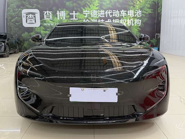 Фото 2 - Avatr 12