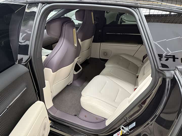 Фото 5 - Avatr 12