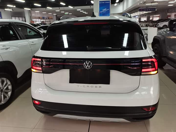Фото 6 - Volkswagen T-Cross