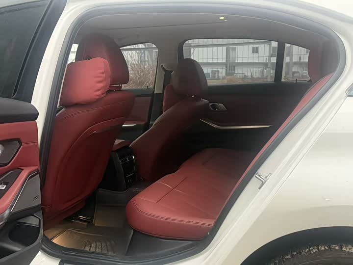 Фото 5 - BMW 3 Series