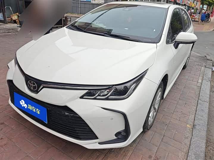 Фото 1 - Toyota Corolla