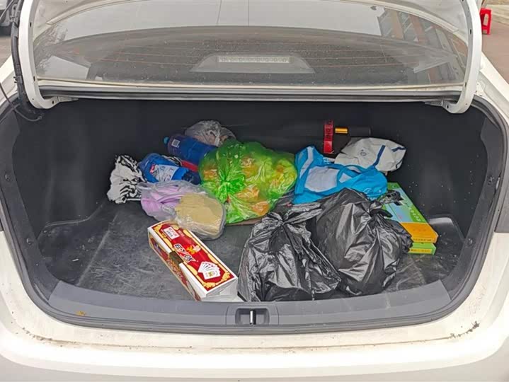 Фото 4 - Toyota Corolla