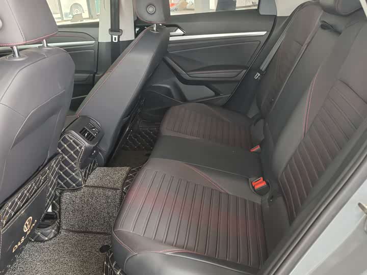 Фото 6 - Volkswagen Lavida