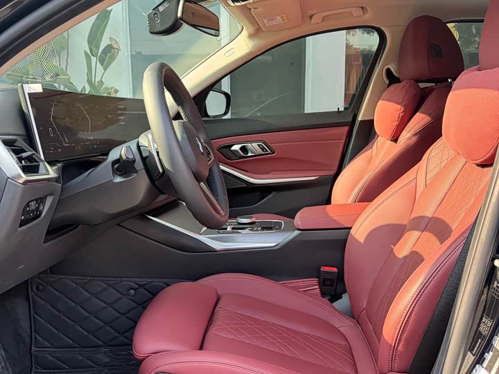 Фото 3 - BMW 3 Series