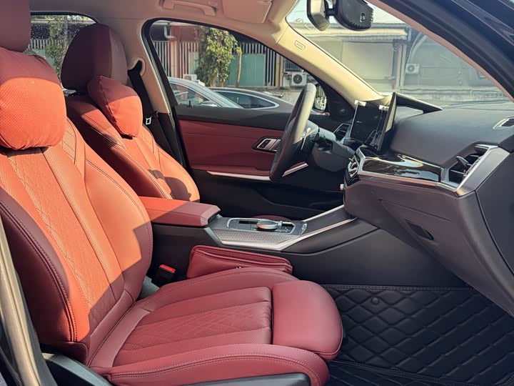 Фото 7 - BMW 3 Series