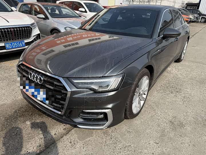 Фото 1 - Audi A6L