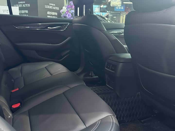 Фото 5 - Cadillac CT5