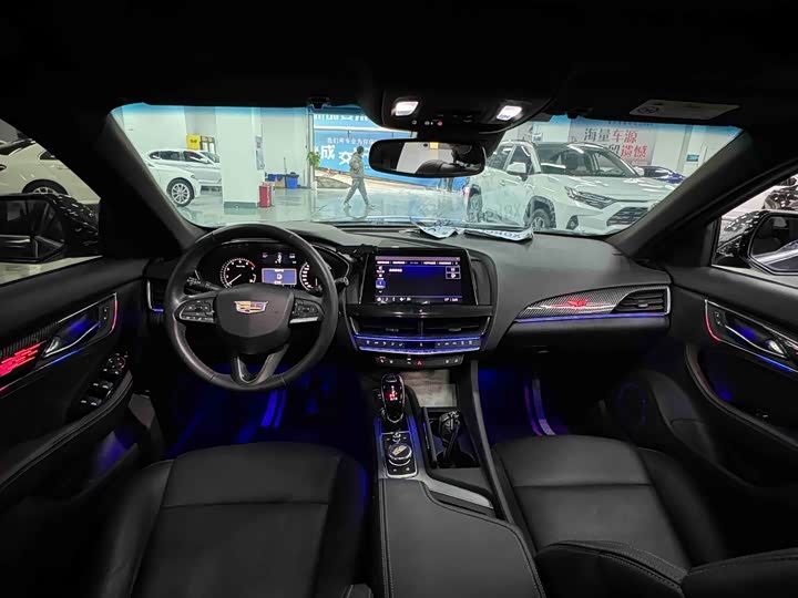 Фото 6 - Cadillac CT5