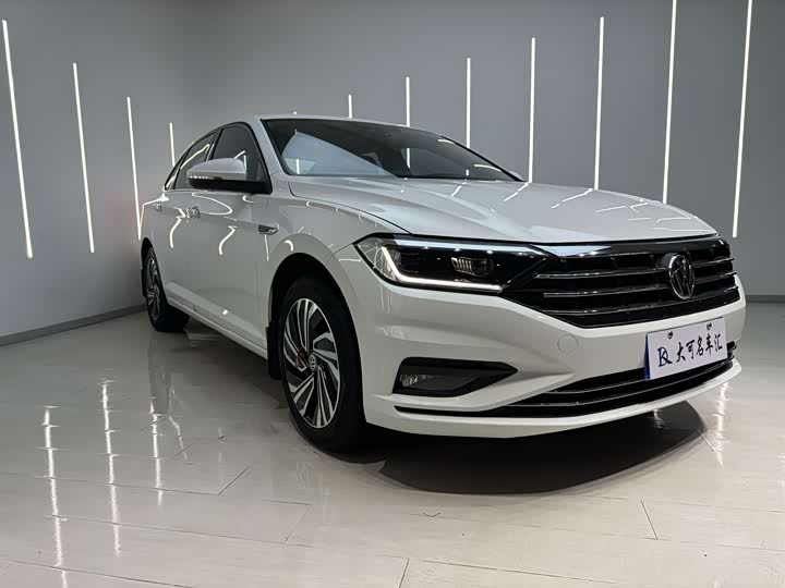 Фото 3 - Volkswagen Sagitar L