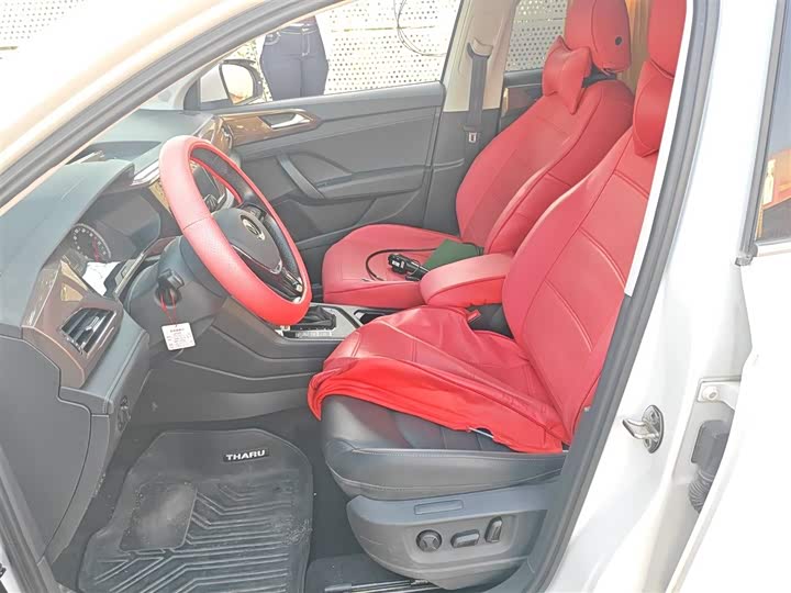 Фото 8 - Volkswagen Tharu