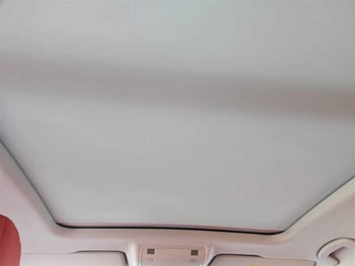 Фото 9 - Volkswagen Tharu