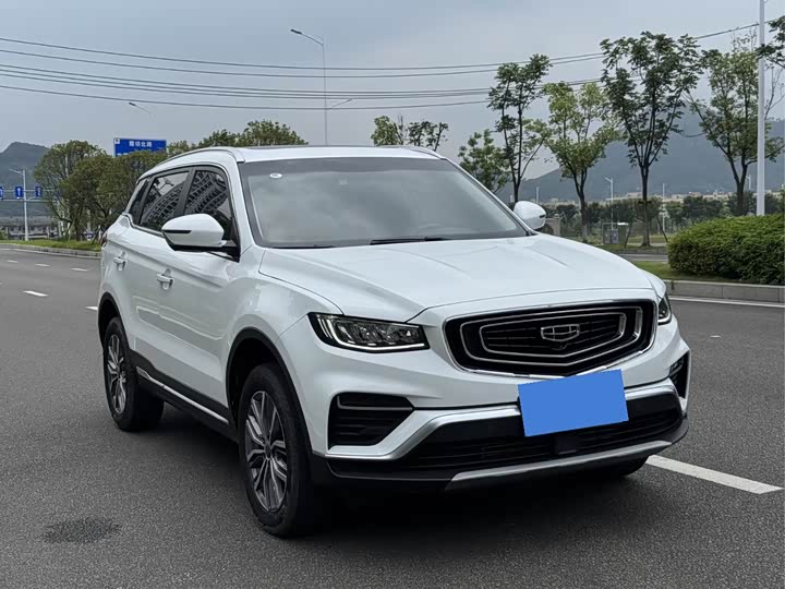 Фото 3 - Geely Atlas
