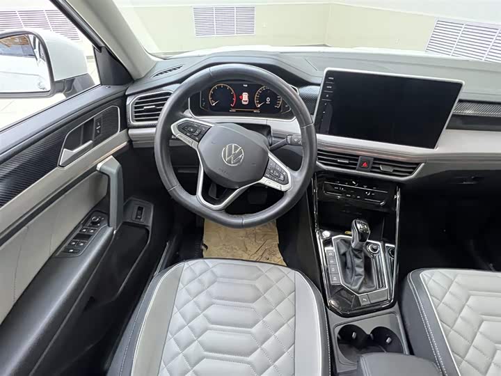 Фото 8 - Volkswagen Tayron