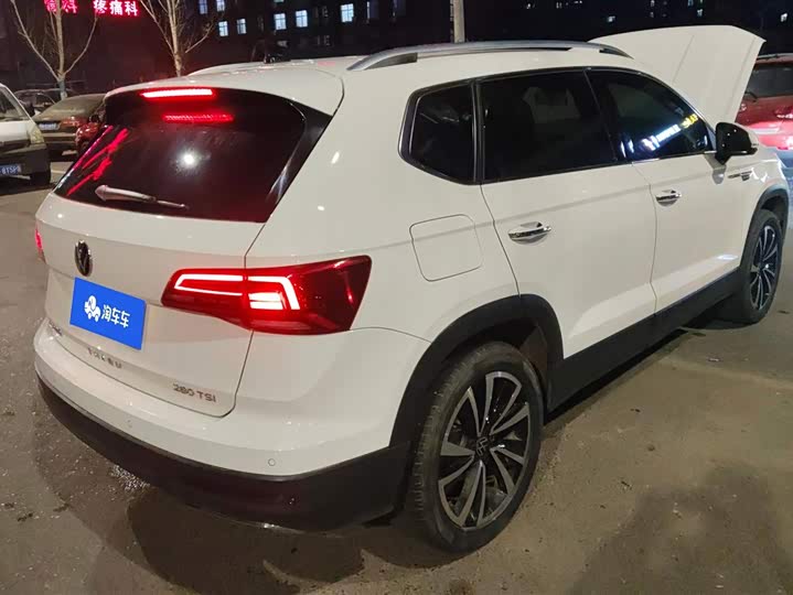 Фото 3 - Volkswagen Tharu