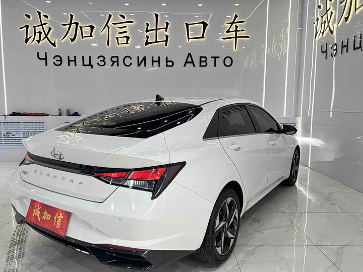 Фото 2 - Hyundai Elantra N line