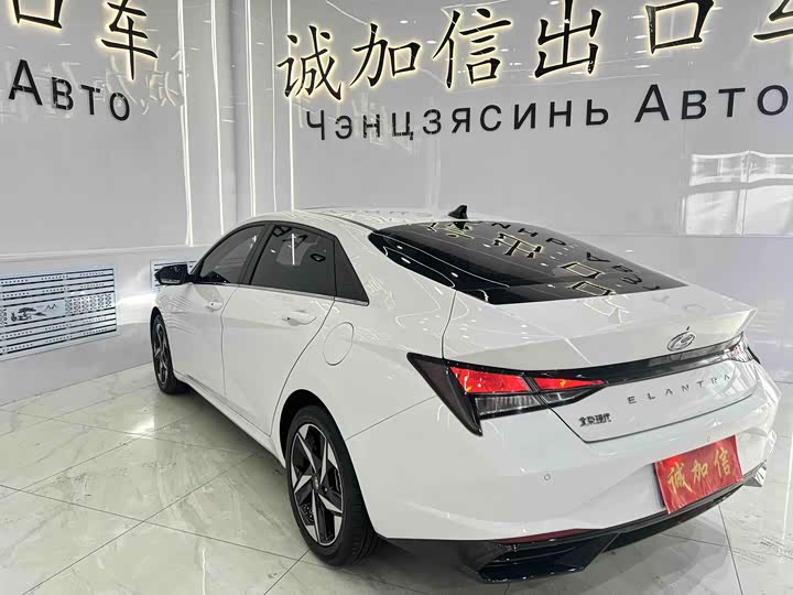 Фото 6 - Hyundai Elantra N line