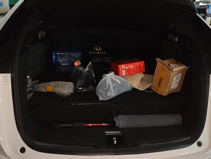 Фото 4 - Honda UR-V