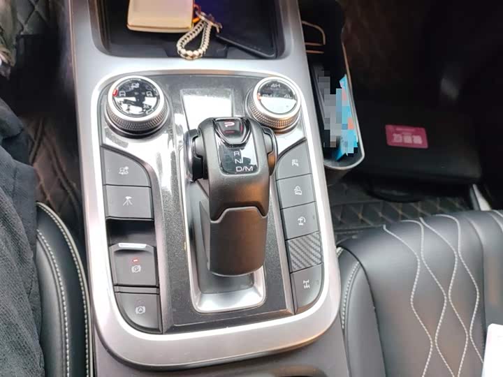 Фото 7 - Tank 300