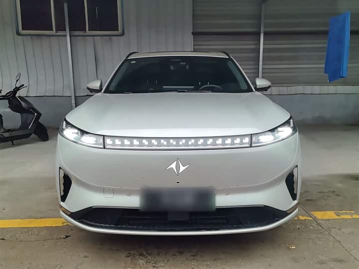 Фото 3 - Dongfeng Yipai eπ 008