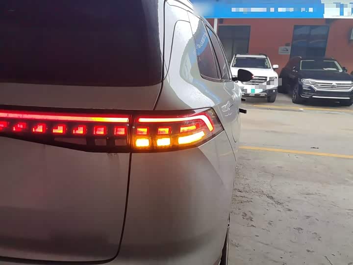 Фото 8 - Dongfeng Yipai eπ 008