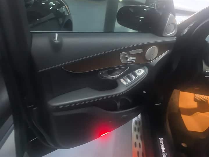 Фото 7 - Mercedes-Benz GLC-Class