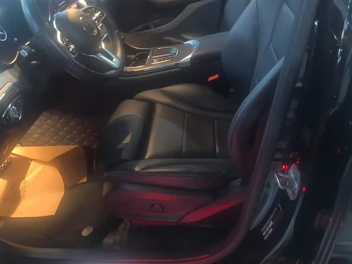 Фото 9 - Mercedes-Benz GLC-Class