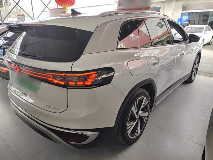 Фото 7 - Volkswagen ID.6 Crozz