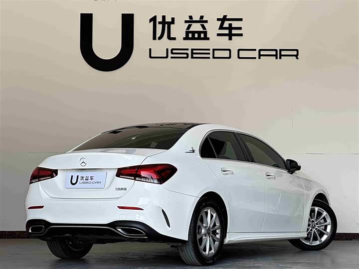 Фото 9 - Mercedes-Benz A-Class