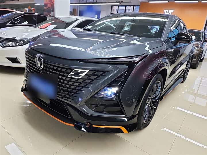 Фото 2 - Changan UNI-T