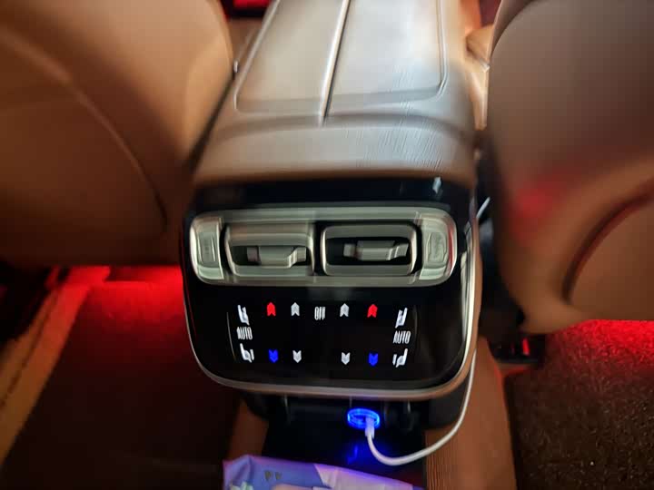 Фото 3 - Mercedes-Benz S-Class