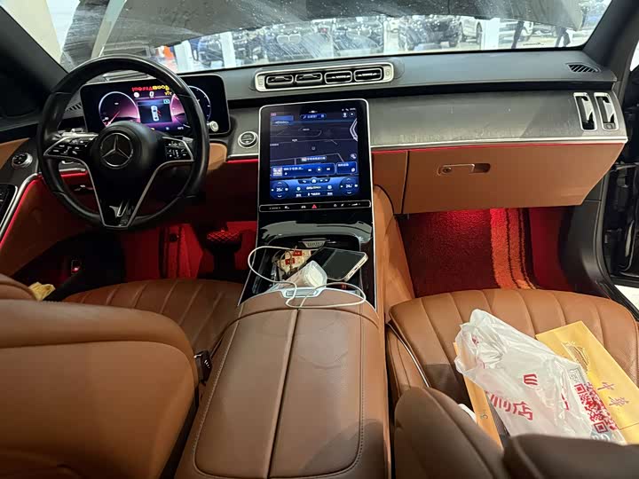 Фото 4 - Mercedes-Benz S-Class