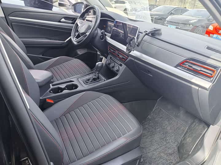 Фото 7 - Volkswagen Lavida