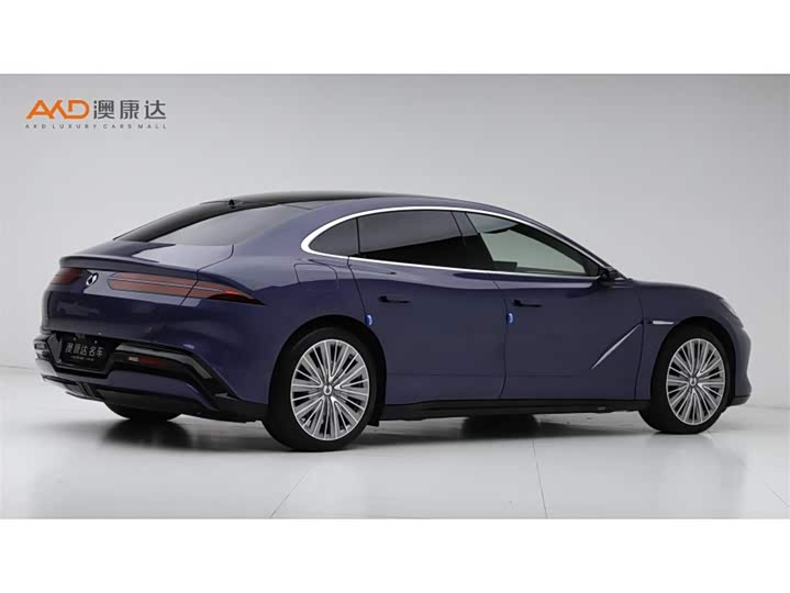 Фото 3 - Denza Z9