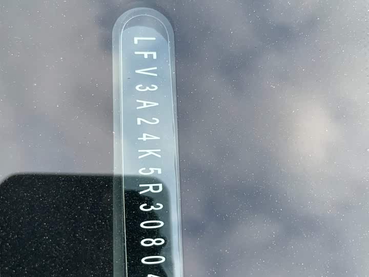 Фото 6 - Audi A6L