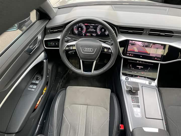 Фото 7 - Audi A6L