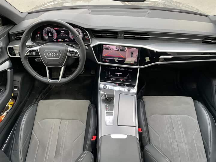 Фото 8 - Audi A6L