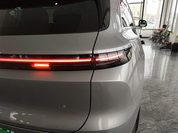 Фото 8 - LiXiang L6