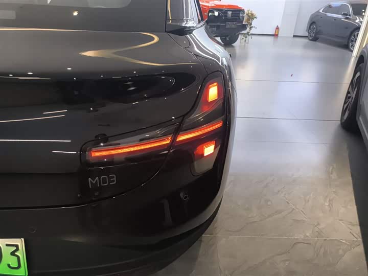 Фото 8 - XPeng Mona M03