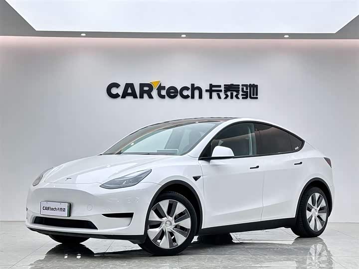 Фото 1 - Tesla Model Y