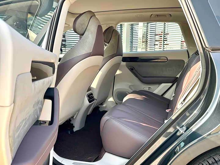 Фото 6 - Leapmotor C11