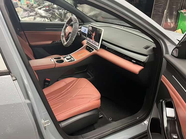 Фото 4 - Geely Galaxy L6