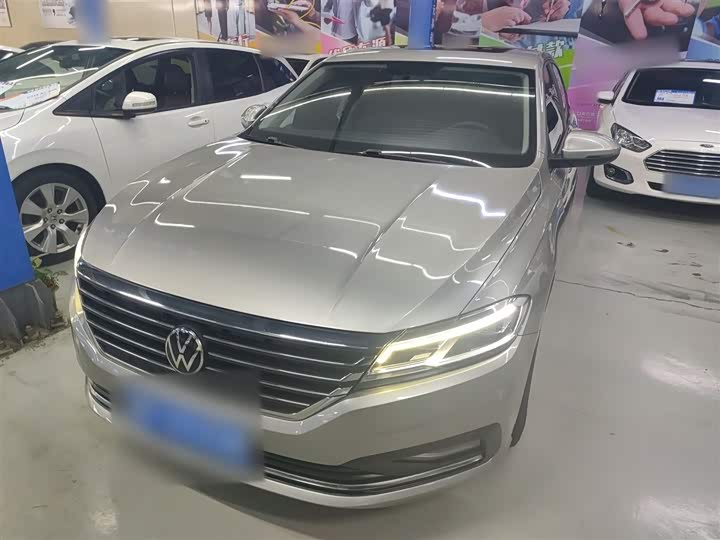 Фото 2 - Volkswagen Lavida