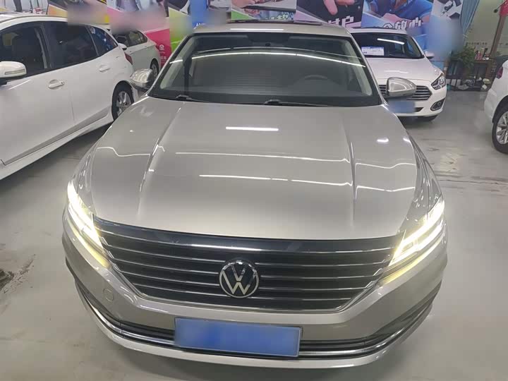 Фото 3 - Volkswagen Lavida